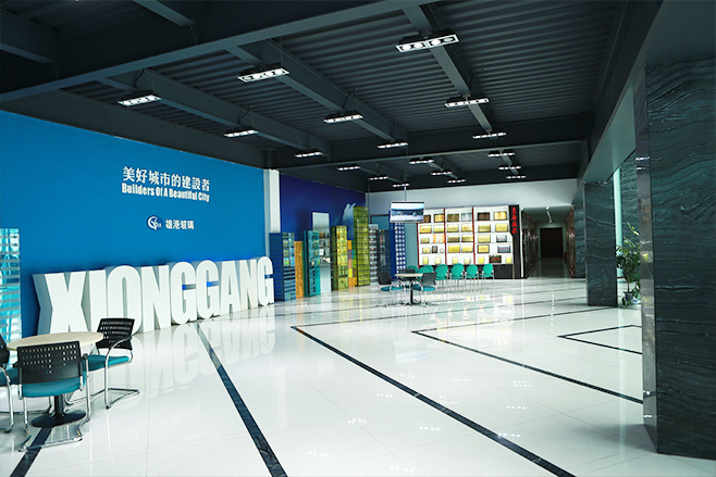 雄港玻璃.jpg